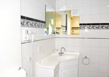 Georgian Court Bed & Breakfast - Coogee Beach Accommodation 6