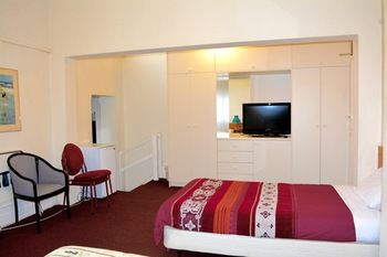 Georgian Court Bed & Breakfast - Coogee Beach Accommodation 22
