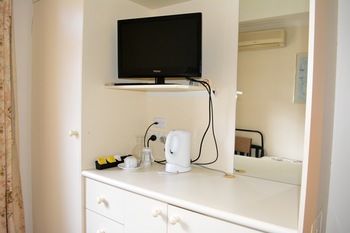 Georgian Court Bed & Breakfast - Coogee Beach Accommodation 35