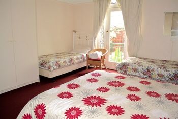 Georgian Court Bed & Breakfast - Coogee Beach Accommodation 40