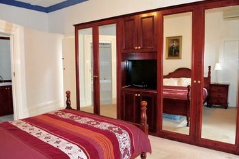 Georgian Court Bed & Breakfast - Coogee Beach Accommodation 51