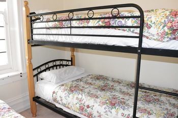 Georgian Court Bed & Breakfast - Coogee Beach Accommodation 52