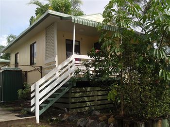 Maroochy River Resort & Bungalows - Coogee Beach Accommodation 18
