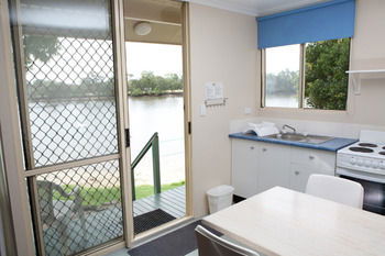 Maroochy River Resort & Bungalows - Coogee Beach Accommodation 27