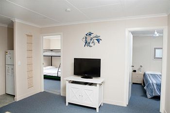 Maroochy River Resort & Bungalows - Coogee Beach Accommodation 1