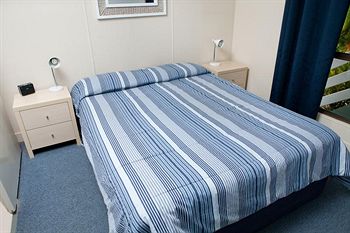 Maroochy River Resort & Bungalows - Coogee Beach Accommodation 2