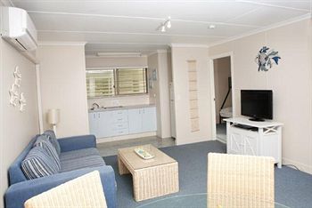 Maroochy River Resort & Bungalows - Coogee Beach Accommodation 13