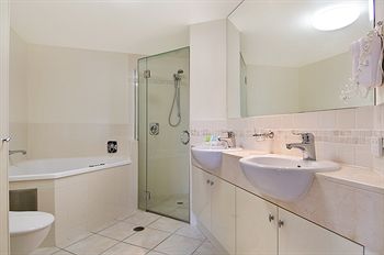 ULTIQA Shearwater Resort - Coogee Beach Accommodation 0