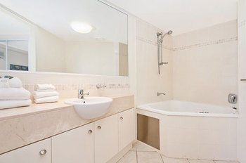 ULTIQA Shearwater Resort - Coogee Beach Accommodation 14