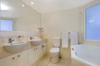 ULTIQA Shearwater Resort - Coogee Beach Accommodation 15