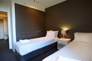 City Edge Serviced Apartments East Melbourne - Coogee Beach Accommodation 13
