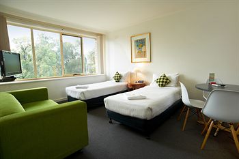 City Edge Serviced Apartments East Melbourne - Coogee Beach Accommodation 28