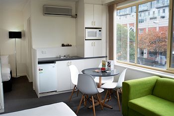 City Edge Serviced Apartments East Melbourne - Coogee Beach Accommodation 32