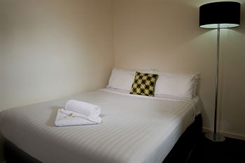 City Edge Serviced Apartments East Melbourne - Coogee Beach Accommodation 38
