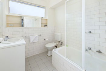 City Edge Serviced Apartments East Melbourne - Coogee Beach Accommodation 44