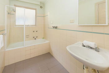 City Edge Serviced Apartments East Melbourne - Coogee Beach Accommodation 47