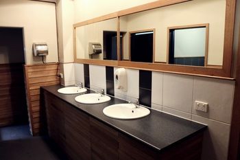Nomads All Nations - Hostel / Backpacker - Coogee Beach Accommodation 18