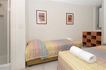 Fairshore Noosa - Coogee Beach Accommodation 18