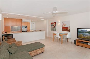 Fairshore Noosa - Coogee Beach Accommodation 35