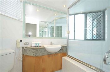 Malibu Mooloolaba - Coogee Beach Accommodation 0