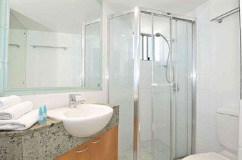 Malibu Mooloolaba - Coogee Beach Accommodation 2