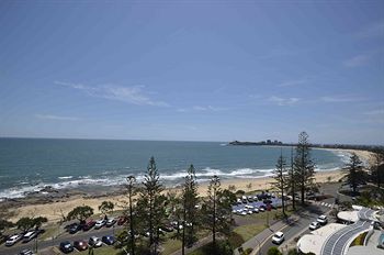 Malibu Mooloolaba - Coogee Beach Accommodation 3