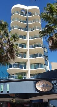 Malibu Mooloolaba - Coogee Beach Accommodation 23
