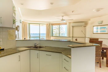 Malibu Mooloolaba - Coogee Beach Accommodation 44