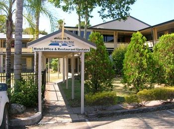 Bucketts Way Motel And Restaurant - Coogee Beach Accommodation 3