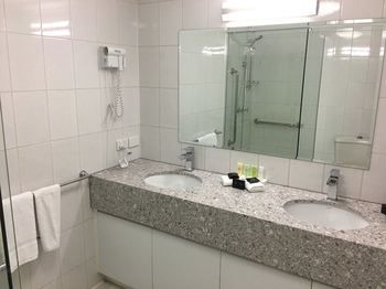 Kimberley Gardens Hotel & Serviced Apartments - Coogee Beach Accommodation 8