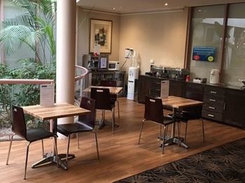 Kimberley Gardens Hotel & Serviced Apartments - Coogee Beach Accommodation 18