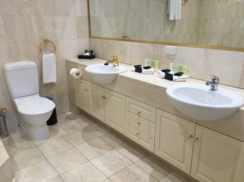 Kimberley Gardens Hotel & Serviced Apartments - Coogee Beach Accommodation 24
