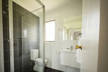 Pokolbin Village - Coogee Beach Accommodation 14