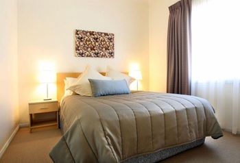 Pokolbin Village - Coogee Beach Accommodation 23