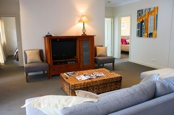 Pokolbin Village - Coogee Beach Accommodation 38