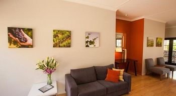 Pokolbin Village - Coogee Beach Accommodation 41
