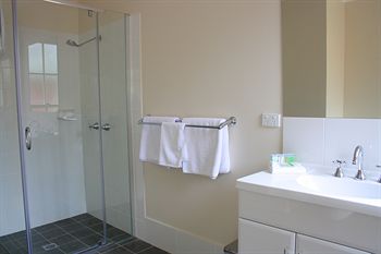 Pokolbin Village - Coogee Beach Accommodation 0