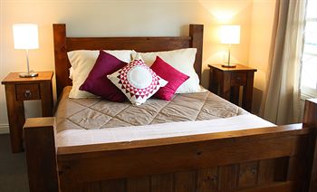 Pokolbin Village - Coogee Beach Accommodation 1