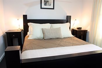 Pokolbin Village - Coogee Beach Accommodation 3