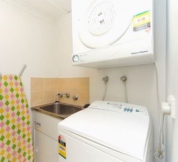 Waldorf Eastwood Residential Apartments - Coogee Beach Accommodation 9