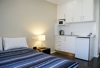 Merivale Motel - Coogee Beach Accommodation 2