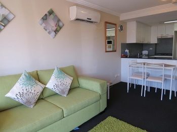 Waldorf Randwick Serviced Apartments - Coogee Beach Accommodation 12