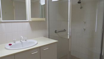 Waldorf Wahroonga Residential - Coogee Beach Accommodation 5