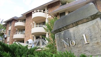 Waldorf Wahroonga Residential - Coogee Beach Accommodation 8