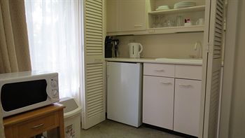 Waldorf Wahroonga Residential - Coogee Beach Accommodation 10