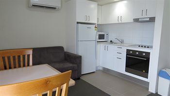 Waldorf Wahroonga Residential - Coogee Beach Accommodation 12