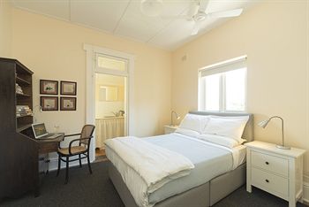 Admiral Collingwood Lodge - Coogee Beach Accommodation 16