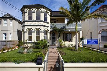 Admiral Collingwood Lodge - Coogee Beach Accommodation 3