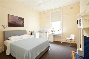 Admiral Collingwood Lodge - Coogee Beach Accommodation 8