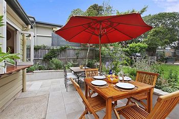 Admiral Collingwood Lodge - Coogee Beach Accommodation 13